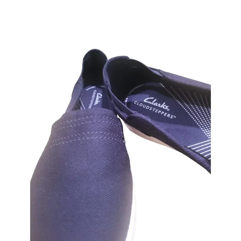 Clarks Cloudsteppers Shoes 9M Womens Blue Slip On Comfort Round Toe Cushion Soft